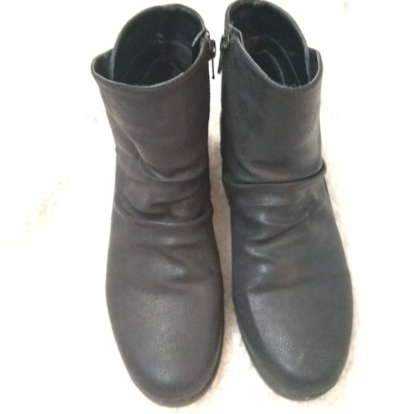 Black ankle boots - Picture 4 of 7